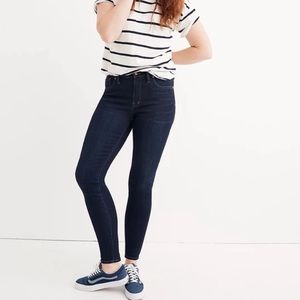 Madewell Blue 9" Mid-Rise Skinny Jeans Larkspur Wash Blue Dark